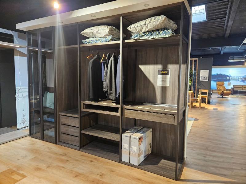 Vente exceptionnelle Dressing haut de gamme d'exposition