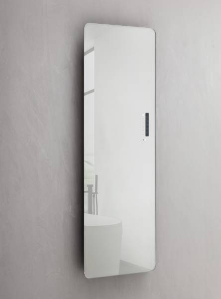 Salle de bain haut de gamme italienne, chauffe serviette effet miroir chez Showroom443 à Nîmes dans le Gard