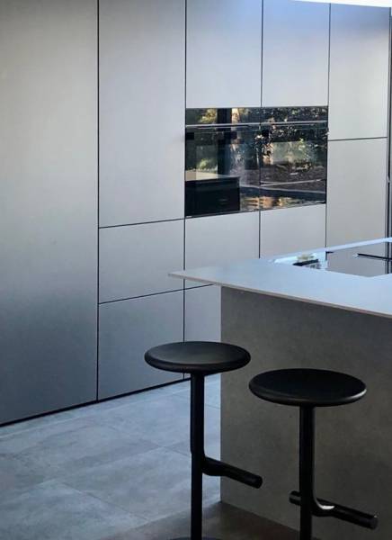 Cuisine moderne sur mesure installée à Nîmes 