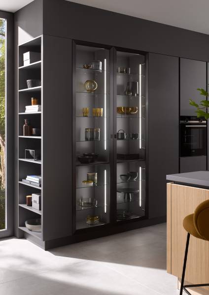 cuisine noire et bois tendance moderne chez Showroom443
