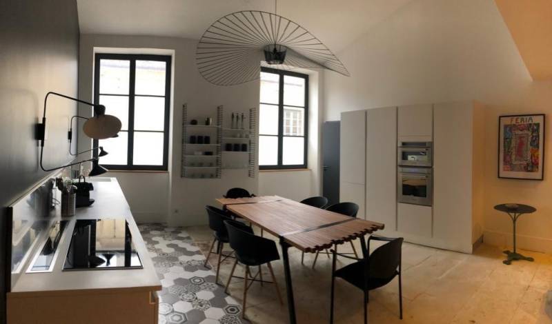 cuisine sans poignée laque blanc mat sur Nîmes dans le Gard