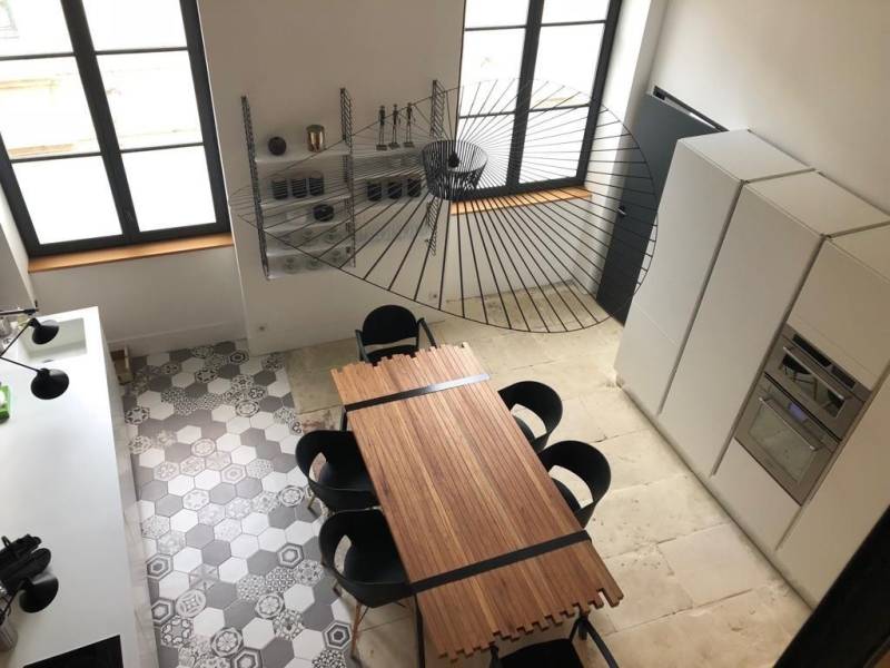 cuisine sans poignée laque blanc mat appartement sur Nîmes dans le Gard
