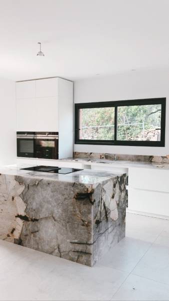 Plan de travail en Quartzite Patagonia à Nîmes près d'Uzès