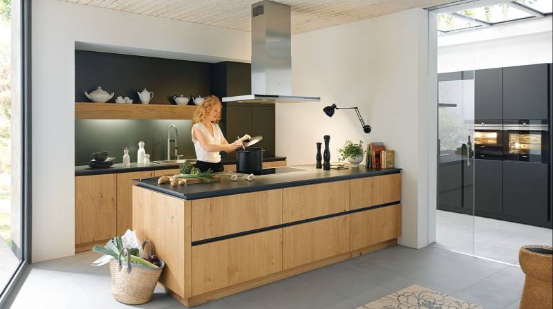 Offres Blackfriday, Cuisine haut de gamme allemande et pas chère sur Nîmes proche d'Uzès