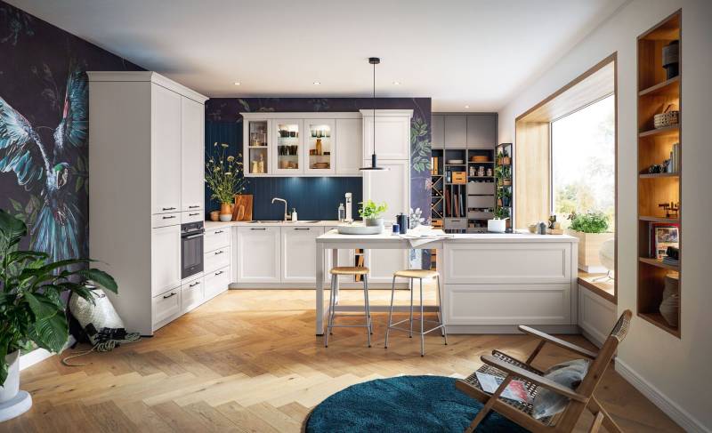 Cuisine blanche près du Grau du roi pour une décoration lumineuse et intemporelle