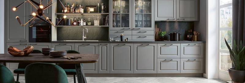 tendances cuisines 2023 : le style campagne chic tons gris à Nîmes près de Montpellier