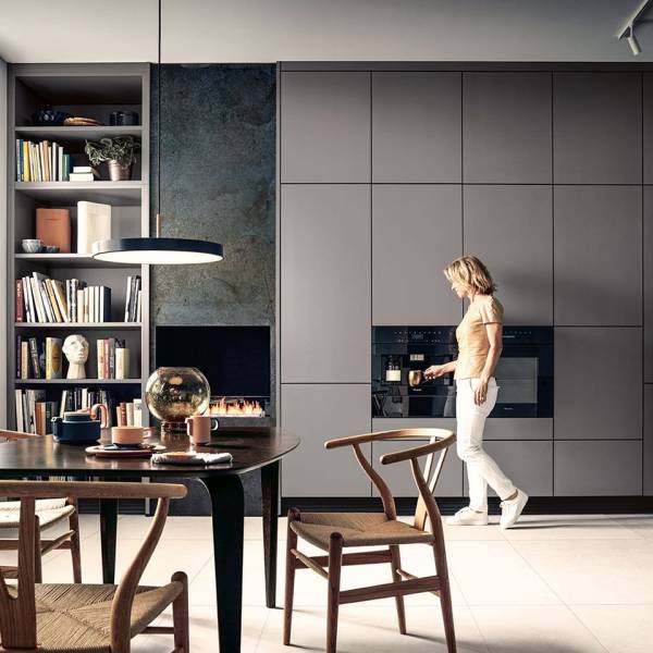 Quel est le prix d'une cuisine design équipée sur mesure Next125 chez Showroom443 à Nîmes dans le Gard