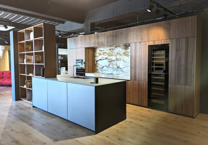  cuisine design sans poignée avec des gorges et TIP-ON sur Nîmes proche de Montpellier