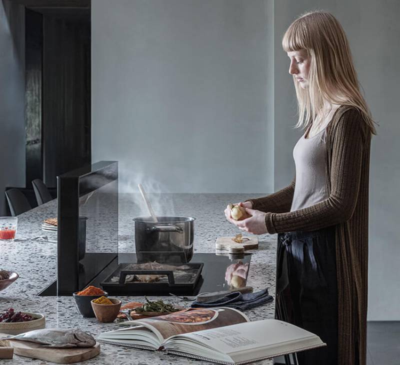 Plaque de cuisson aspirante Panorama de la marque Novy, la qualité et l'innovation à Nîmes