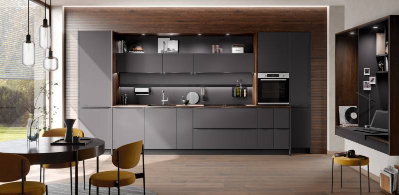 Une cuisine équipée adaptée à votre petit espace chez Showroom443 à Nîmes