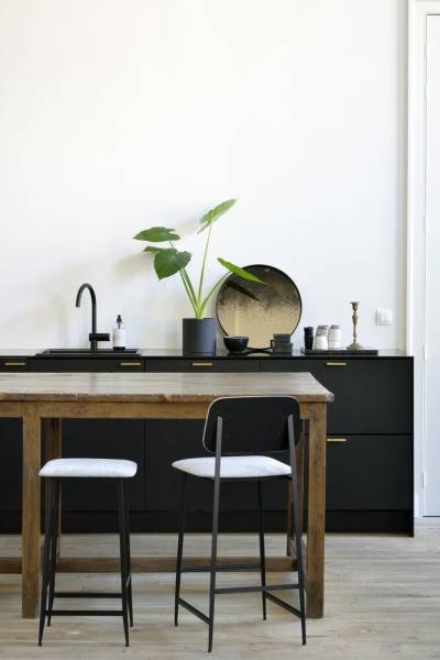 Une chaise haute design pour votre ilot central de cuisine à Nîmes