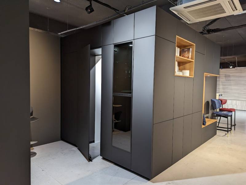 vitrine Schüller d'exposition, tendance de la cuisine contemporaine 2023/2024 à Nîmes à côté de Montpellier